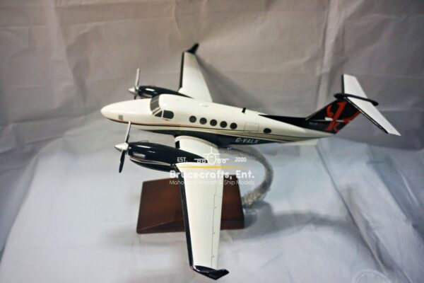 B250 Super King Air G-VALK - Image 6